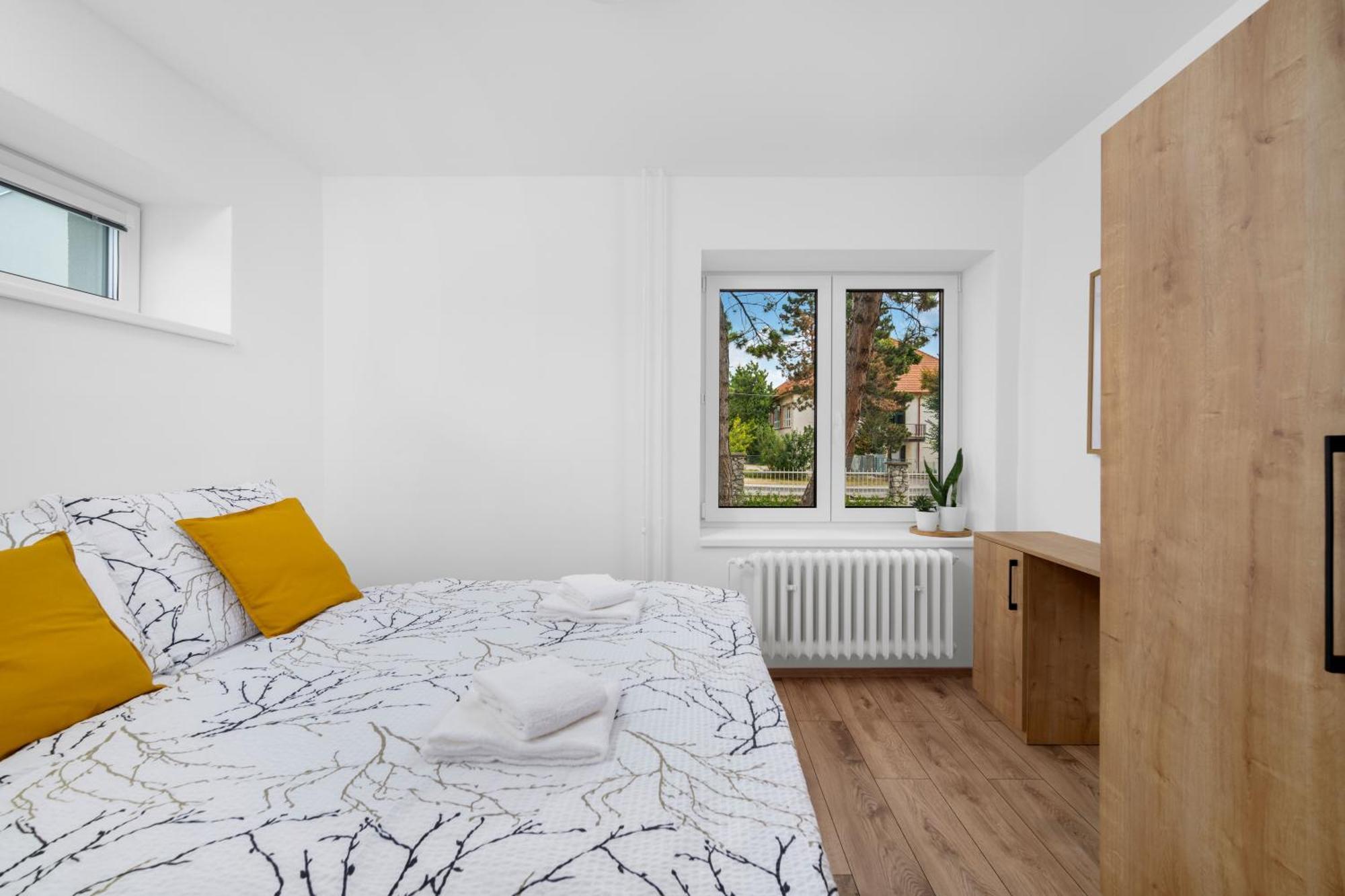 Apartmany Stastny Sklep Valtice Bagian luar foto